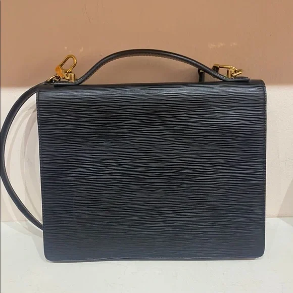 🔴SOLD🔴 Louis Vuitton Monceau Black Epi Leather - Picture 3 of 15